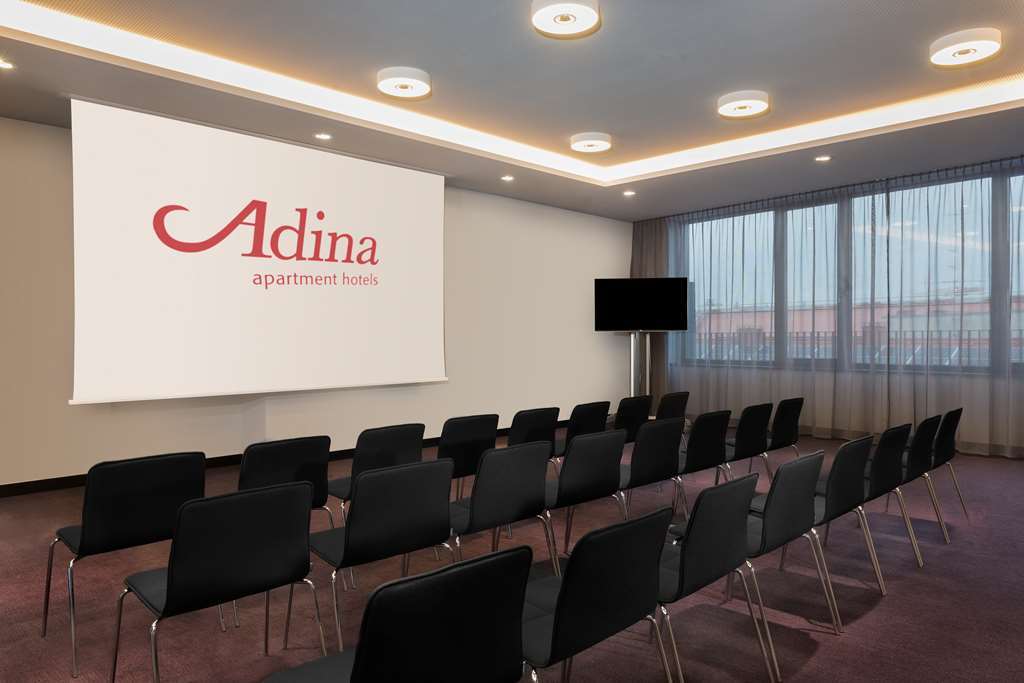 Adina Apartment Hotel Nuremberg Facilities photo